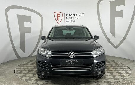 Volkswagen Touareg III, 2013 год, 2 299 000 рублей, 2 фотография