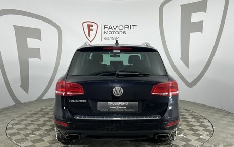 Volkswagen Touareg III, 2013 год, 2 299 000 рублей, 3 фотография