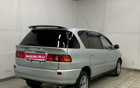 Toyota Ipsum II, 2000 год, 670 000 рублей, 5 фотография