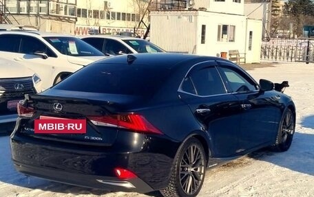 Lexus IS III, 2017 год, 3 198 000 рублей, 2 фотография