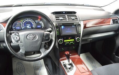 Toyota Camry, 2014 год, 1 775 000 рублей, 22 фотография