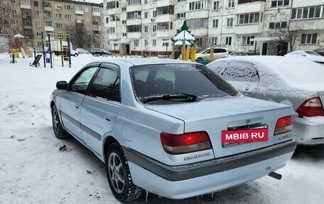 Toyota Carina, 1992 год, 330 000 рублей, 3 фотография