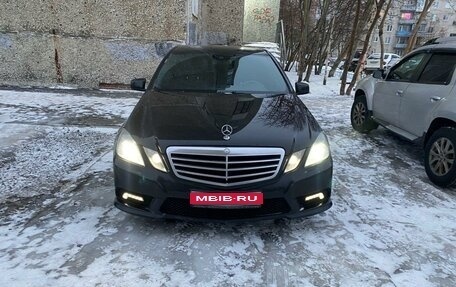 Mercedes-Benz E-Класс, 2010 год, 1 300 000 рублей, 1 фотография