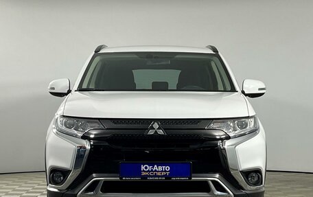 Mitsubishi Outlander III рестайлинг 3, 2022 год, 2 779 000 рублей, 2 фотография