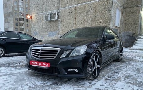 Mercedes-Benz E-Класс, 2010 год, 1 300 000 рублей, 8 фотография