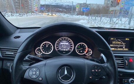 Mercedes-Benz E-Класс, 2010 год, 1 300 000 рублей, 13 фотография