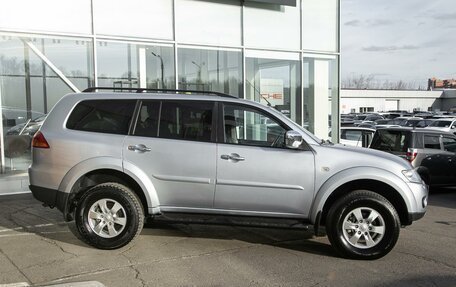 Mitsubishi Pajero Sport II рестайлинг, 2013 год, 1 569 000 рублей, 4 фотография