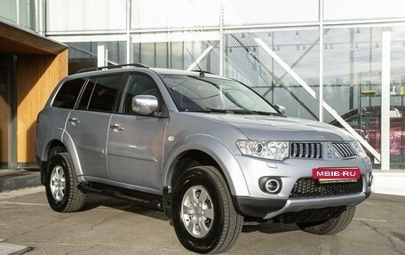 Mitsubishi Pajero Sport II рестайлинг, 2013 год, 1 569 000 рублей, 3 фотография