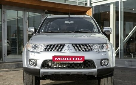 Mitsubishi Pajero Sport II рестайлинг, 2013 год, 1 569 000 рублей, 2 фотография