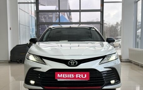 Toyota Camry, 2022 год, 4 490 000 рублей, 2 фотография