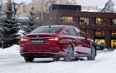 Lexus ES VII, 2020 год, 3 650 000 рублей, 5 фотография