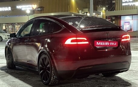 Tesla Model X I, 2016 год, 3 400 000 рублей, 2 фотография