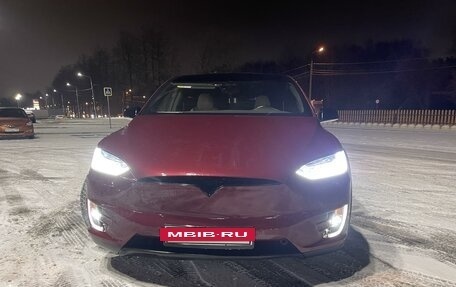 Tesla Model X I, 2016 год, 3 400 000 рублей, 14 фотография