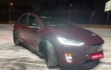 Tesla Model X I, 2016 год, 3 400 000 рублей, 12 фотография