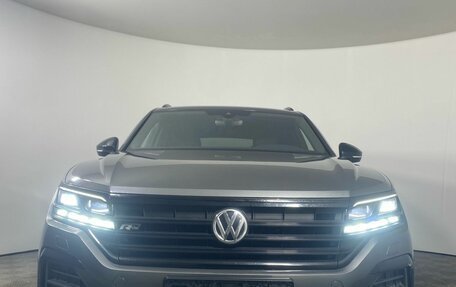 Volkswagen Touareg III, 2019 год, 5 650 000 рублей, 2 фотография