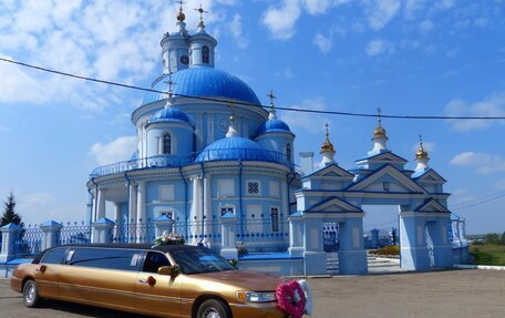 Lincoln Town Car III рестайлинг, 1998 год, 800 000 рублей, 7 фотография