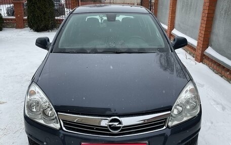 Opel Astra H, 2010 год, 800 000 рублей, 1 фотография