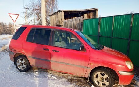 Toyota Raum I, 2001 год, 450 000 рублей, 3 фотография