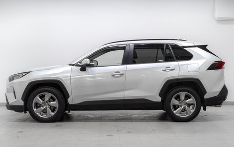 Toyota RAV4, 2021 год, 3 435 000 рублей, 8 фотография