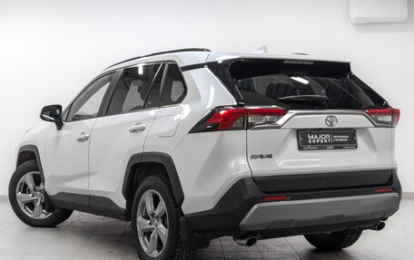 Toyota RAV4, 2021 год, 3 435 000 рублей, 7 фотография