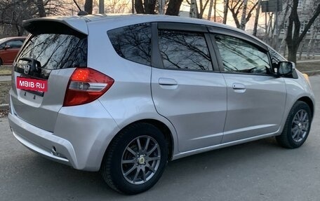 Honda Fit III, 2010 год, 598 000 рублей, 32 фотография