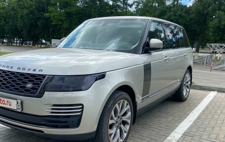 Land Rover Range Rover IV рестайлинг, 2018 год, 7 750 000 рублей, 2 фотография