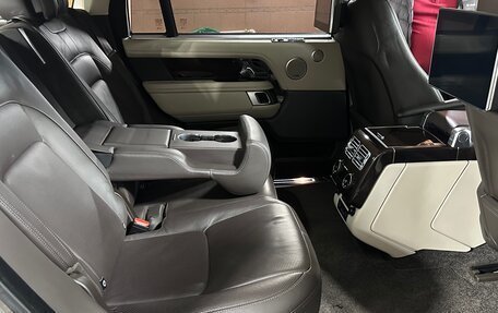 Land Rover Range Rover IV рестайлинг, 2018 год, 7 750 000 рублей, 21 фотография