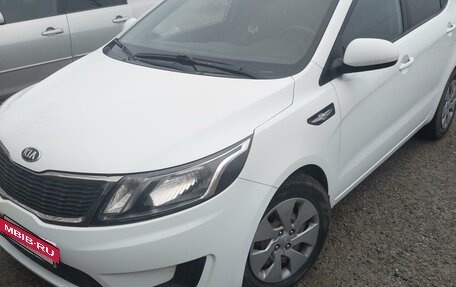 KIA Rio III рестайлинг, 2014 год, 829 000 рублей, 2 фотография