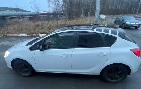 Opel Astra J, 2011 год, 780 000 рублей, 5 фотография