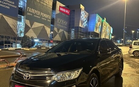 Toyota Camry, 2017 год, 2 300 000 рублей, 1 фотография