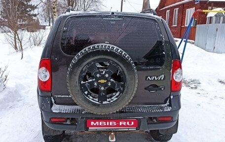 Chevrolet Niva I рестайлинг, 2013 год, 750 000 рублей, 6 фотография