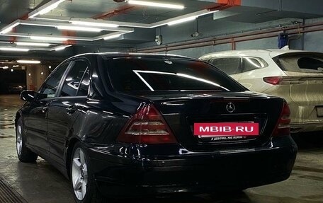 Mercedes-Benz C-Класс, 2000 год, 600 000 рублей, 3 фотография