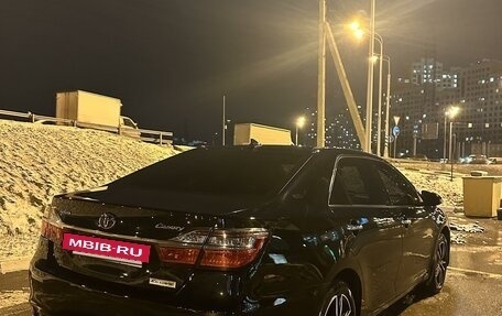 Toyota Camry, 2017 год, 2 300 000 рублей, 4 фотография