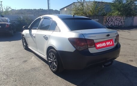 Chevrolet Cruze II, 2011 год, 550 000 рублей, 5 фотография