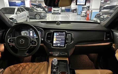 Volvo XC90 II рестайлинг, 2021 год, 5 800 000 рублей, 8 фотография