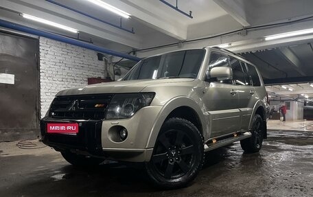 Mitsubishi Pajero IV, 2007 год, 2 000 000 рублей, 1 фотография