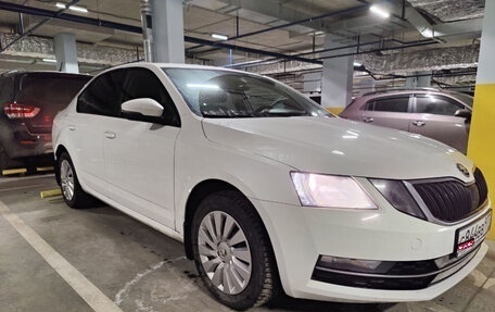 Skoda Octavia, 2017 год, 1 900 000 рублей, 2 фотография