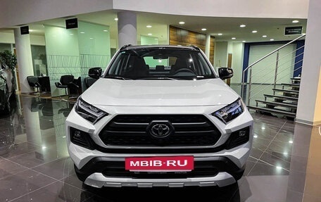 Toyota RAV4, 2024 год, 4 790 000 рублей, 6 фотография