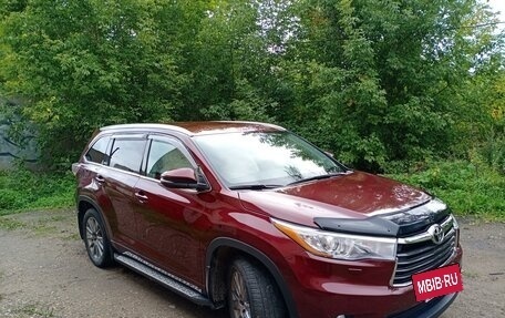 Toyota Highlander III, 2014 год, 3 750 000 рублей, 4 фотография