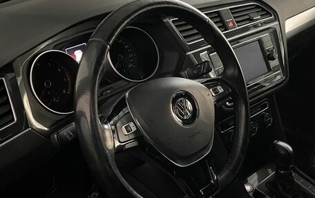 Volkswagen Tiguan II, 2018 год, 2 997 000 рублей, 12 фотография