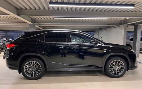 Lexus RX IV рестайлинг, 2022 год, 6 600 000 рублей, 4 фотография