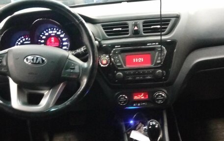 KIA Rio III рестайлинг, 2014 год, 922 000 рублей, 4 фотография