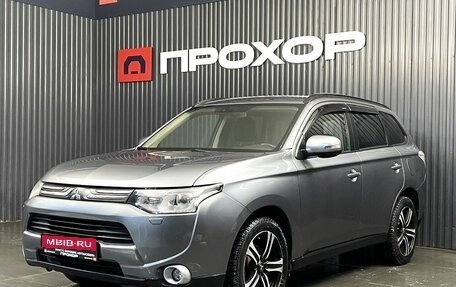 Mitsubishi Outlander III рестайлинг 3, 2012 год, 1 627 000 рублей, 1 фотография