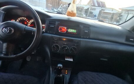 Toyota Corolla, 2004 год, 510 000 рублей, 14 фотография