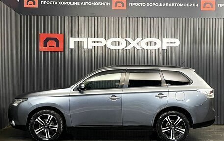 Mitsubishi Outlander III рестайлинг 3, 2012 год, 1 627 000 рублей, 30 фотография