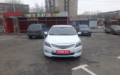 Hyundai Solaris II рестайлинг, 2016 год, 829 999 рублей, 1 фотография