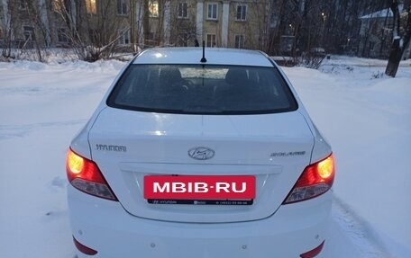 Hyundai Solaris II рестайлинг, 2014 год, 830 000 рублей, 2 фотография