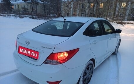 Hyundai Solaris II рестайлинг, 2014 год, 830 000 рублей, 4 фотография