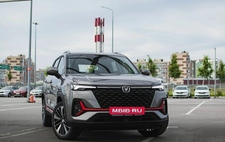 Changan CS35PLUS, 2024 год, 2 599 900 рублей, 3 фотография