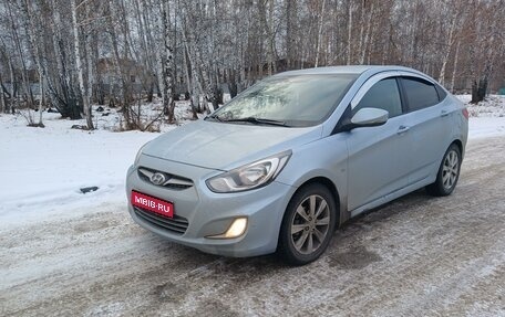 Hyundai Solaris II рестайлинг, 2011 год, 800 000 рублей, 1 фотография